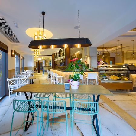 Hostal Mari Сан-Антоніо Екстер'єр фото
